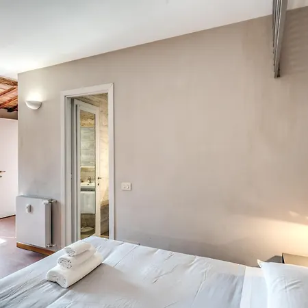 Апартаменты Frangipane Colosseum