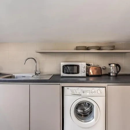 Frangipane Colosseum *