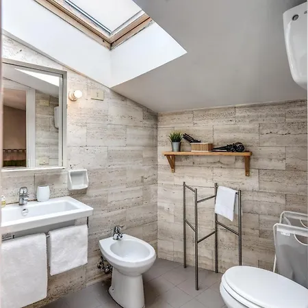 Frangipane Colosseum *