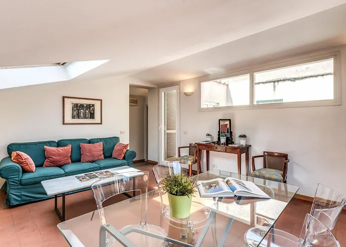 Frangipane Colosseum شقة